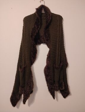 Unbranded Wool Blend Knit Shawl Scarf Faux Fur Trim Pockets